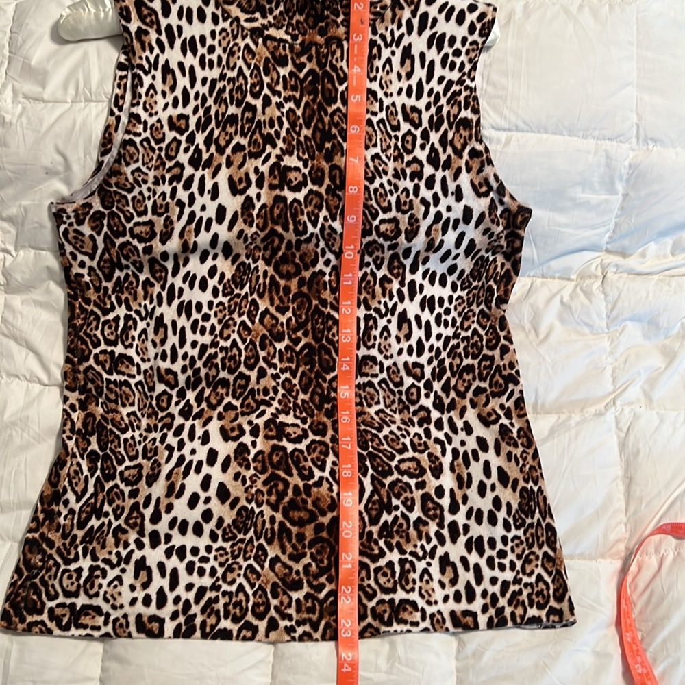 Leopard Top - Picture 2 of 6